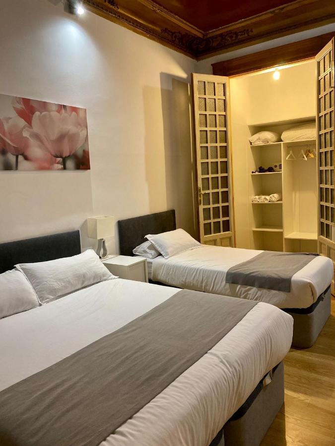 Opera Roost Hotel มาดริด ภายนอก รูปภาพ